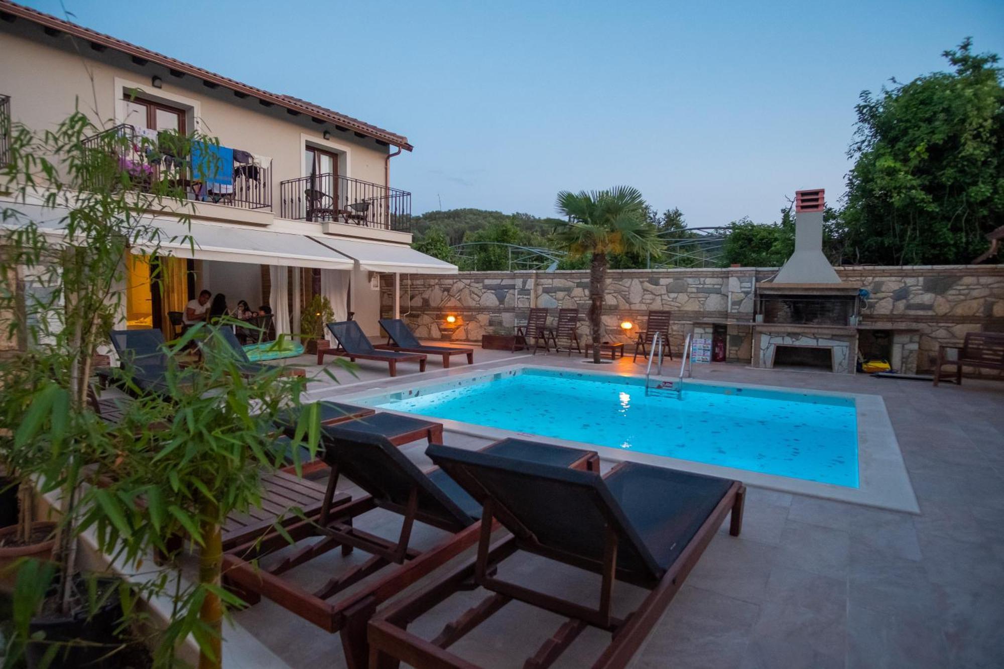 Sekreto - "S" Maisonettes & Studios Adults Only بارغا المظهر الخارجي الصورة